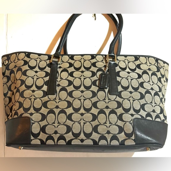 Coach Black and Tan Signature print canvas Tote Bag - Picture 2 of 9